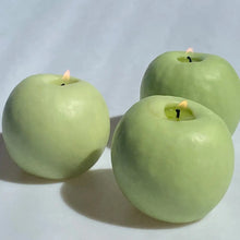 Load image into Gallery viewer, Apple Candle