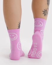 Load image into Gallery viewer, Happy Crew Sock, Pink Happy