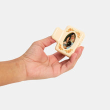 Load image into Gallery viewer, Midi Box Claw in Vintage Frame