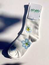 Load image into Gallery viewer, Flower Brushed Socks