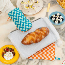Load image into Gallery viewer, Oven Mitt & Pot Holder Set