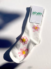 Load image into Gallery viewer, Flower Brushed Socks