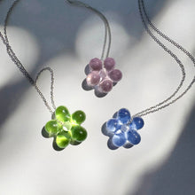Load image into Gallery viewer, Glass Flower Pendant