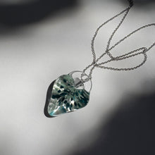 Load image into Gallery viewer, Glass Heart Necklace (Assorted Colours)