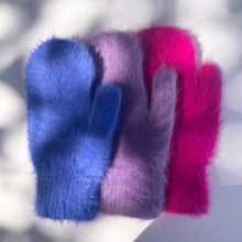 Load image into Gallery viewer, Fluffy Angora Mittens