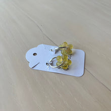 Load image into Gallery viewer, Glass Flower Earrings (Assorted Colours)