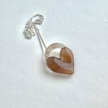 Load image into Gallery viewer, Glass Heart Necklace (Assorted Colours)
