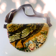 Load image into Gallery viewer, Heritage Sling Bag, Peahen