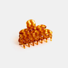 Load image into Gallery viewer, Flower Claw in Honey Check