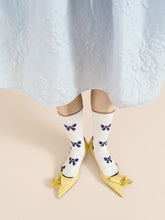 Load image into Gallery viewer, Boucle Bow Crew - Ivory