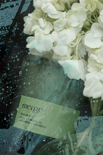 Load image into Gallery viewer, Garden Bed Candle