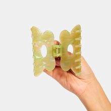 Load image into Gallery viewer, Flower Claw in Jade Swirl
