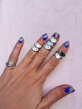 Load image into Gallery viewer, Smiling Bean Pinky Ring
