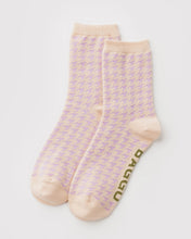 Load image into Gallery viewer, Crew Sock, Pink Houndstooth
