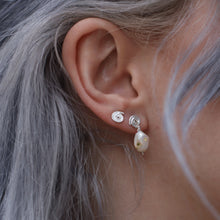 Load image into Gallery viewer, Spiral Studs (Multiple Sizes)
