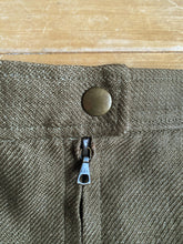 Load image into Gallery viewer, A.P.C. mini skirt (xs)
