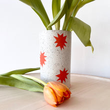 Load image into Gallery viewer, Star Vase
