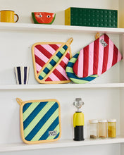 Load image into Gallery viewer, Stripe Oven Mitt
