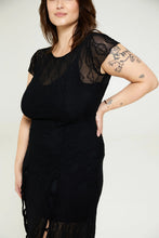 Load image into Gallery viewer, Mariposa Lace Midi Dress w/slip, Black
