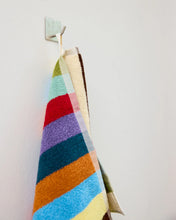 Load image into Gallery viewer, Hummingbird Hand Towel
