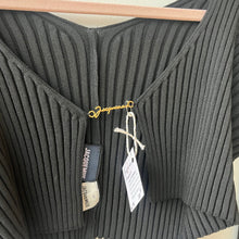 Load image into Gallery viewer, Jacquemus cropped cardigan (medium)
