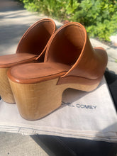 Load image into Gallery viewer, Rachel Comey Bose Clogs
