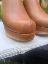 Load image into Gallery viewer, Rachel Comey Bose Clogs
