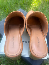 Load image into Gallery viewer, Rachel Comey Bose Clogs
