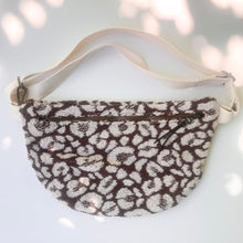 Load image into Gallery viewer, Heritage Sling Bag, Leopard
