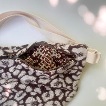 Load image into Gallery viewer, Heritage Sling Bag, Leopard
