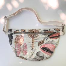 Load image into Gallery viewer, Heritage Sling Bag, Seashell
