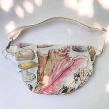 Load image into Gallery viewer, Heritage Sling Bag, Seashell
