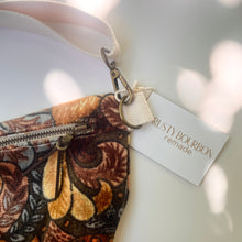 Load image into Gallery viewer, Heritage Sling Bag, Paisley
