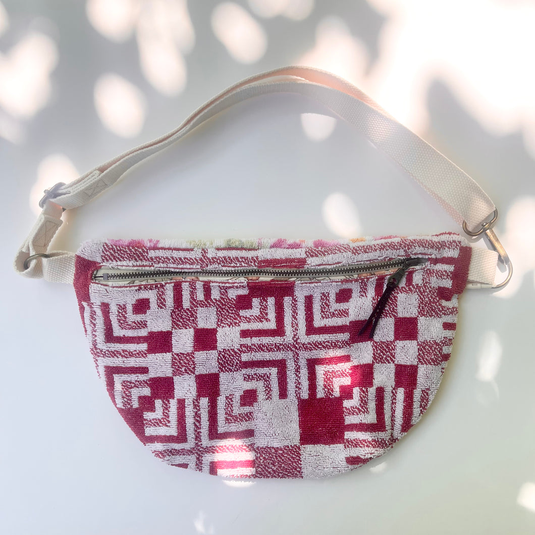 Heritage Sling Bag, Geo/Floral