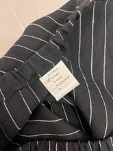 Load image into Gallery viewer, Linen Sleep Short, Black Stripe
