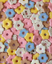 Load image into Gallery viewer, Daisy Hoop Earrings, Cookies &amp; Cream
