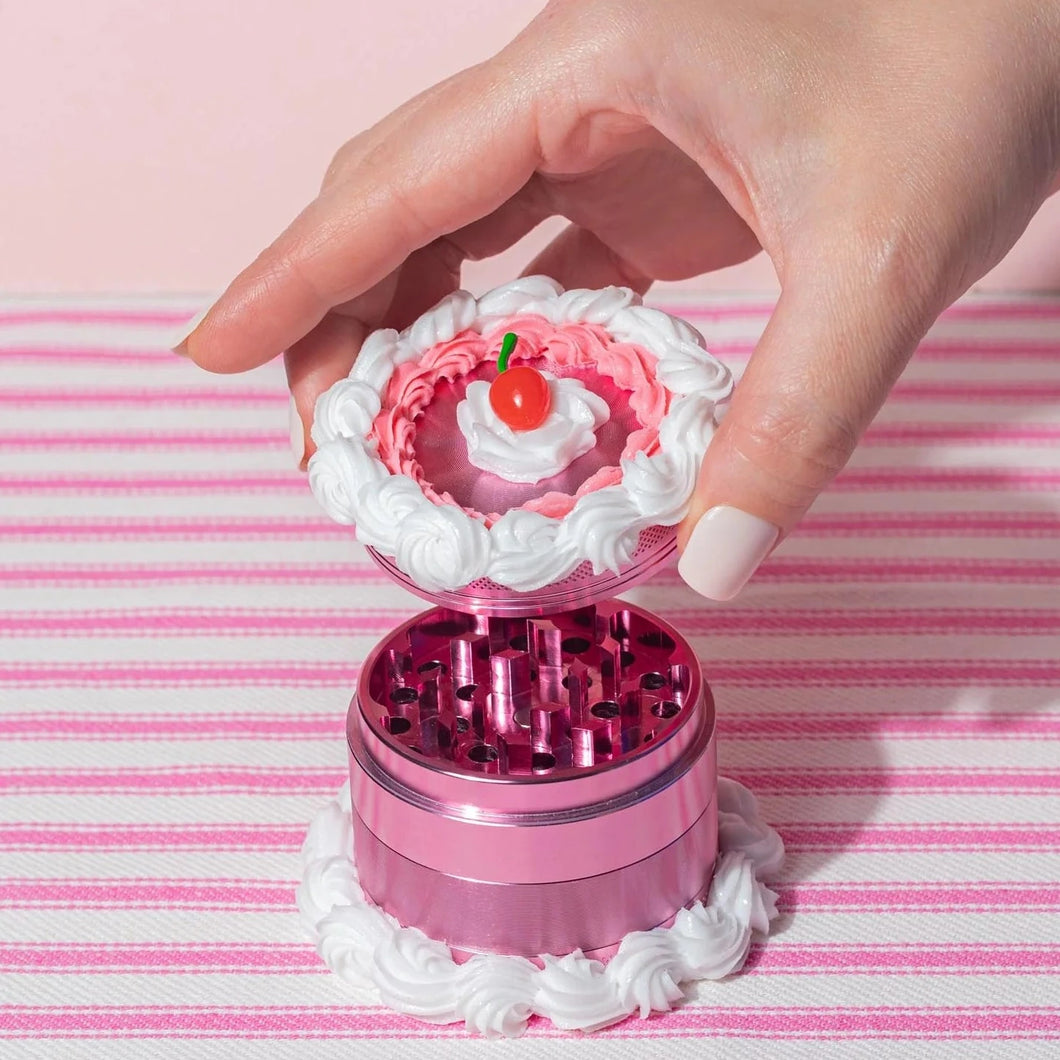 Cake Grinder