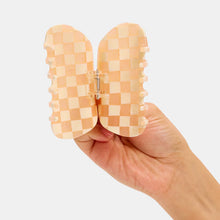 Load image into Gallery viewer, Checker Claw - Frose
