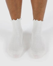 Load image into Gallery viewer, Lettuce Edge Socks, White (set of 2)
