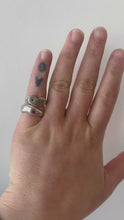 Load and play video in Gallery viewer, Smiling Bean Pinky Ring
