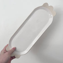 Load image into Gallery viewer, Scalloped Edge Platter

